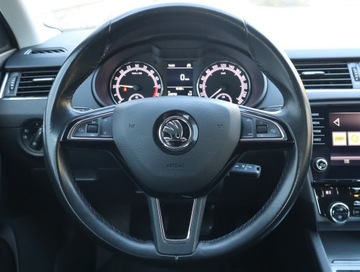 Skoda Octavia III Kombi Facelifting 2.0 TDI 150KM 2019 Skoda Octavia 2.0 TDI, Salon Polska, zdjęcie 15