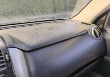 Suzuki Grand Vitara II SUV 1.9 DDiS 129KM 2007 Suzuki Grand Vitara 112007r, 1.9 DIESEL. 4x4. Przetarty prawy bok. Jezdzi., zdjęcie 15