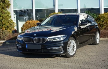 BMW Seria 5 G30-G31 Limuzyna 520d 190KM 2019 BMW Seria 5 Bezwypadek SalonPL xDrive LuxuryLine Tempomat Kamera FV