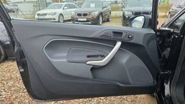 Ford Fiesta VII Hatchback 5d 1.25 Duratec 82KM 2010 Ford Fiesta mały przebieg, zdjęcie 10