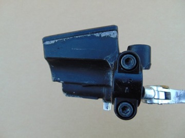 YAMAHA FZ6 FAZER S1 ТОРМОЗНОЙ ЦИЛИНДР ПЕРЕДНИЙ СПРАВА