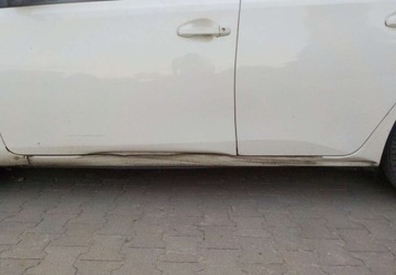 Toyota Auris II 2017 Toyota Auris Okazja 1.8 Hybryda 98KM, zdjęcie 5