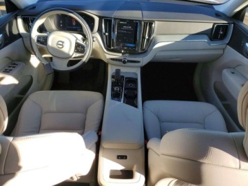 Volvo XC60 II 2025 Volvo XC 60 Plus 2025 2.0 Hybryda 247KM, zdjęcie 8