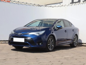 Toyota Avensis III Sedan Facelifting 2015 2.0 D-4D 143KM 2016 Toyota Avensis 2.0 D-4D, Salon Polska, Skóra, zdjęcie 1