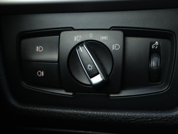 BMW Seria 3 F30-F31-F34 2013 BMW 3 318 d, Skóra, Xenon, Bi-Xenon, Klima, zdjęcie 21