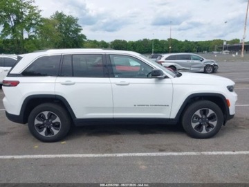 Jeep Grand Cherokee V 2023 Jeep Grand Cherokee 2023 JEEP GRAND CHEROKEE 4XE 2.0 Hybryda 270KM, zdjęcie 6