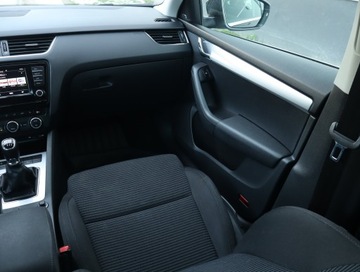 Skoda Octavia III Liftback 1.8 TSI 180KM 2016 Skoda Octavia 1.8 TSI, Salon Polska, Serwis ASO, zdjęcie 7