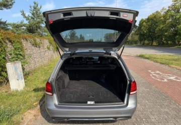 Mercedes Klasa E W212 Kombi Facelifting 200  184KM 2013 Mercedes-Benz Klasa E Mercedes-Benz Klasa E 200 7G-TRONIC Avantgarde 2.0, zdjęcie 19