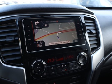 Mitsubishi L200 VI 2.2 Diesel 150KM 2021 Mitsubishi L200 2.2 DI-D, Salon Polska, zdjęcie 10