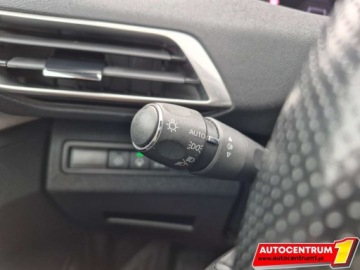 Peugeot 3008 II Crossover Facelifting  1.5 BlueHDi 130KM 2022 Peugeot 3008 Wersja GT Full LED Kamery 360 Biala Perla Automat El.Kla, zdjęcie 37