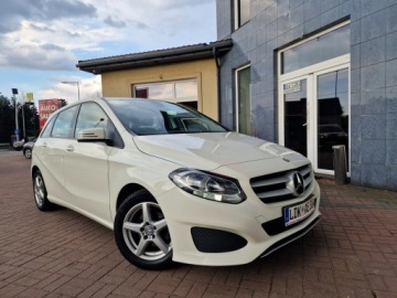 Mercedes Klasa B W246 Sports Tourer Facelifting 1.6 180 BlueEFFICIENCY Edition 122KM 2016 Mercedes B 180 1.6 Benzyna Kamera, zdjęcie 10