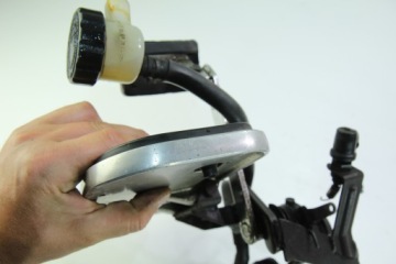 YAMAHA XVS 1100 DRAG STAR 99-11 КОМПЛЕКТ ПОДНОЖКА ПЛАТФОРМА СПРАВА ПЕРЕДНЯЯ