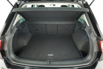 Volkswagen Tiguan II SUV Facelifting 1.5 TSI 150KM 2022 VW Tiguan 1.5 TSI, Salon Polska, 1. Właściciel, zdjęcie 17