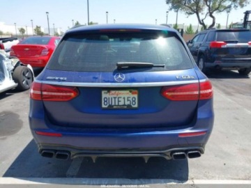 Mercedes Klasa E W213 2021 Mercedes-Benz Klasa E 63 S AMG 4Matic 2021 4.0l 4.0 Benzyna 603KM, zdjęcie 4