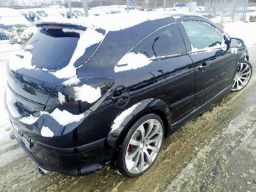 Opel Astra H Hatchback 5d 1.8 ECOTEC 140KM 2008 Opel Astra GT 1.8 benzyna, zdjęcie 9