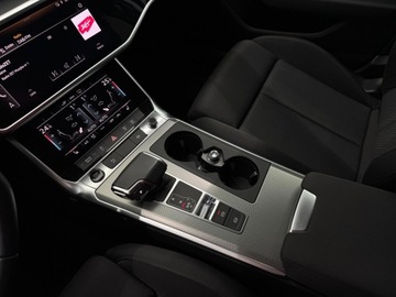 Audi A6 C8 Avant Plug In 2.0 50 TFSI e 299KM 2021 Audi A6 Avant 50 Tfsi E Quattro S Tronic Sport / K, zdjęcie 25