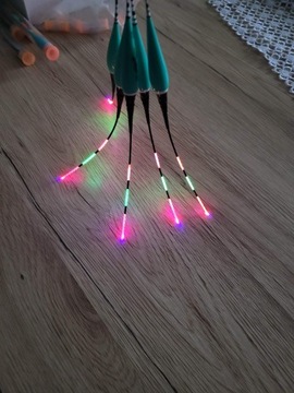 Светящийся поплавок — 1,5 грамма + аккумулятор + трубка + прямой адаптер + бесплатные подарки