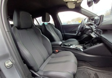 Peugeot 2008 II SUV Facelifting 1.2 Hybrid 145 145KM 2025 Peugeot 2008 95 1.2 mHEV 145 KM GT e-DCS6 I wl. GWARANCJA FV23, zdjęcie 14