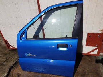 DVEŘE LEVÝ PŘEDNÍ SUZUKI IGNIS I 00-03 Z2J KOMPLET