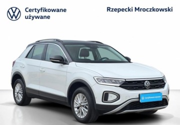 Volkswagen T-Roc I SUV Facelifting 1.0 TSI 110KM 2023 Volkswagen T-Roc 1.0TSI 110KM, Life, Pakiet Zimowy. App-connect, Reflektor, zdjęcie 7