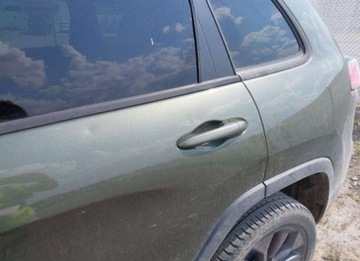 Jeep Cherokee V 2021 Jeep Cherokee 2021, 3.2L, 4x4, 80TH ANNIVERSARY, po gradobiciu 3.2 Benzyna, zdjęcie 1