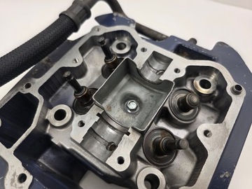 Головка клапанов Suzuki DR 750 DR 800