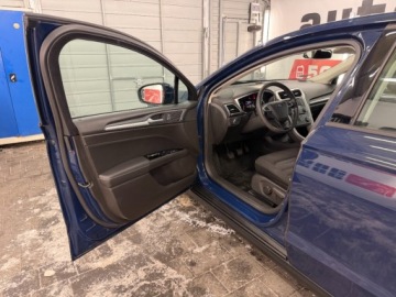 Ford Mondeo V Sedan 2.0 TDCi 150KM 2016 Ford Mondeo duze rodzinne przestronne bezwypadkowe auto z 2.0 Diesel 150KM, zdjęcie 20