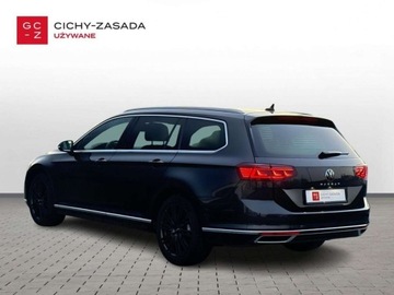 Volkswagen Passat B8 Variant Facelifting 2.0 TDI SCR 200KM 2022 Volkswagen Passat 2.0TDI 200KM Elegance DSGKameraMATRIXACCNiski PrzebiegAS, zdjęcie 2