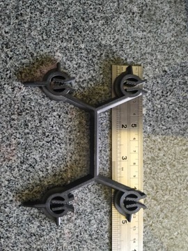 Стремена для столбов забора с прорезями