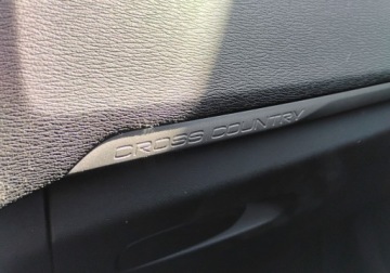 Volvo 2016 Volvo V40 Cross Country 2016r, 2.0 DIESEL. Uszkodzony przod. Jezdzi. 2.0, zdjęcie 19