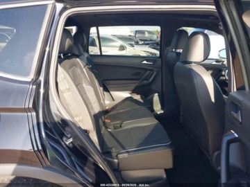 Volkswagen Tiguan II 2022 Volkswagen Tiguan SEL R-Line 2022 2.0 Benzyna 184KM, zdjęcie 8