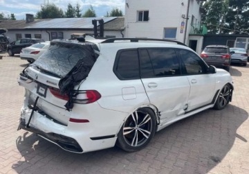 BMW X7 SUV M 4.0 M50i 530KM 2022 BMW X7 2022 BMW X7, M50I 4x4 - W POLSCE, po oplatach i akcyzie 4.4 Benzyna, zdjęcie 4