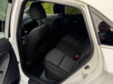 Hyundai i30 II 2016 Hyundai i30 1.4 Benz Bogate wyposazenie 1.4 Benzyna 102KM, zdjęcie 25