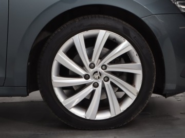 Skoda Octavia IV 2021 Skoda Octavia 1.4 TSI iV, Salon Polska, zdjęcie 14