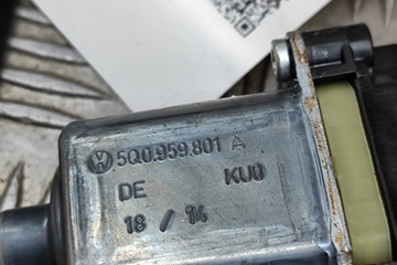 PORSCHE MACAN 95B ZADNÍ LEVÝ ZVEDÁK OKNO DVEŘE 95B.839.461 2014 2683541