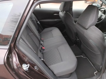 Toyota Corolla XII TS Kombi Facelifting 1.8 Hybrid 140KM 2023 Toyota Corolla 1.8 Hybrid Comfort Seria E21 (2019-, zdjęcie 10