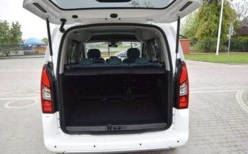 Citroen Berlingo II 2014 Citroen Berlingo 1.6HDI Klima Led Tempomat PDC 2014r Sprowadzony 1.6 115KM, zdjęcie 21