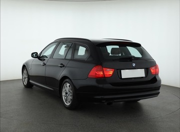 BMW Seria 3 E90-91-92-93 Touring E91 2.0 318i 143KM 2011 BMW 3 318 i, Skóra, Klima, Klimatronic, Tempomat, zdjęcie 3