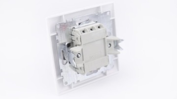 WESA LC-04 ДВОЙНОЙ ВЫКЛЮЧАТЕЛЬ С ПОДСВЕТКОЙ