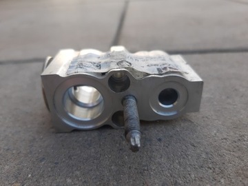 Zawór rozprężny klimatyzacji BMW G20 6994989