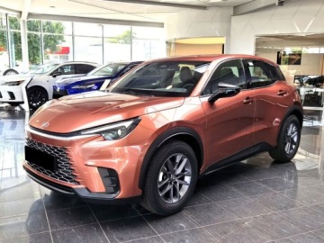 Lexus LBX 1.5 Hybrid 136KM 2026 LEXUS LBX LBX 1.5 Hybrid Suv 136KM 2026, zdjęcie 1