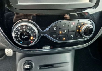 Renault Captur I 2016 Renault Captur Renault Captur ENERGY TCe 120 Elysee 1.2 Benzyna 120KM, zdjęcie 30