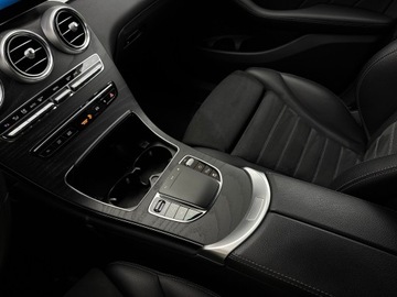 Mercedes GLC C253 SUV Facelifting 2.0 200d 163KM 2022 Mercedes-Benz GLC 200 4-Matic AGM Line / 1 właścic, zdjęcie 23