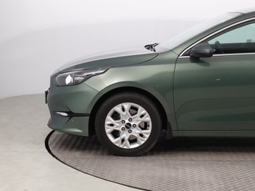 Kia Ceed III Kombi Facelifting 1.5 T-GDI 160KM 2022 Kia Ceed 1.5 T-GDI, Salon Polska, 1. Właściciel, zdjęcie 13