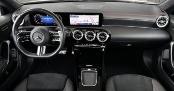 Mercedes CLA C118/X118 Coupe Facelifting 1.3 180 136KM 2024 Mercedes-Benz CLA Salon PL AMG Line Kamera Czujniki MBUX Carplay Android A, zdjęcie 18