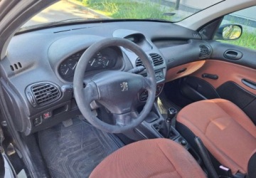 Peugeot 206 Kombi 1.4 i 75KM 2003 Peugeot 206 Zarejestrowany - ubezpieczony - benzyna - kombi 1.4 Benzyna, zdjęcie 13