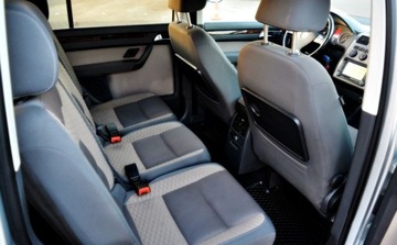 Volkswagen Touran II 2.0 TDI 170KM 2010 Volkswagen Touran Cross Ksenon Szyberdach 7-osobowe Nowy rozrzad, 2.0, zdjęcie 13