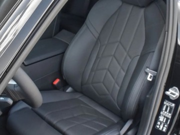 BMW Seria 5 G90-91 Touring 2.0 520d 197KM 2025 BMW Seria 5 520d xDrive Sport Sedan 2.0 (197KM) 2025, zdjęcie 5