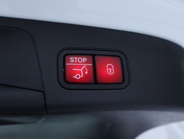 Mercedes GLA II Off-roader 1.3 200 163KM 2020 Mercedes GLA GLA 200, Salon Polska, Serwis ASO, zdjęcie 18