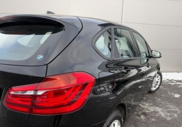 BMW Seria 2 F22-F23-F45-F46 2017 BMW Seria 2 bezwypadek1wlascicielserwis asojak noweorg lakier 1.5 109KM, zdjęcie 7